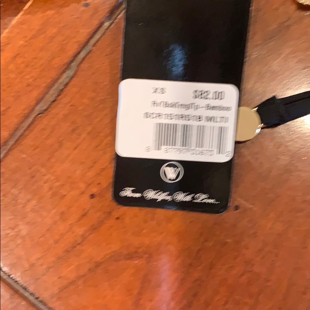 NWT WILDFOX Bikini top! - Picture 3 of 4